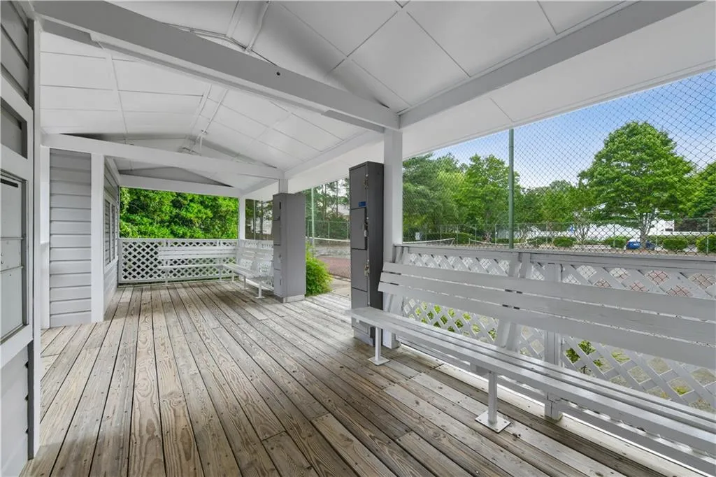 1106 Natchez Trace, Atlanta, Georgia 30350, 2 Bedrooms Bedrooms, ,1 BathroomBathrooms,Residential,Sold,1106 Natchez Trace,6585168