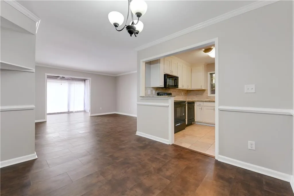 1106 Natchez Trace, Atlanta, Georgia 30350, 2 Bedrooms Bedrooms, ,1 BathroomBathrooms,Residential,Sold,1106 Natchez Trace,6585168