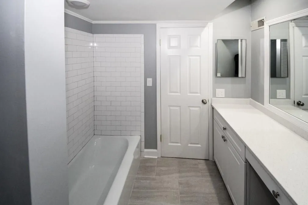6851 Roswell Road Unit G-11, Sandy Springs, Georgia 30328, 3 Bedrooms Bedrooms, ,2 BathroomsBathrooms,Residential,Sold,6851 Roswell Road Unit G-11,6101707