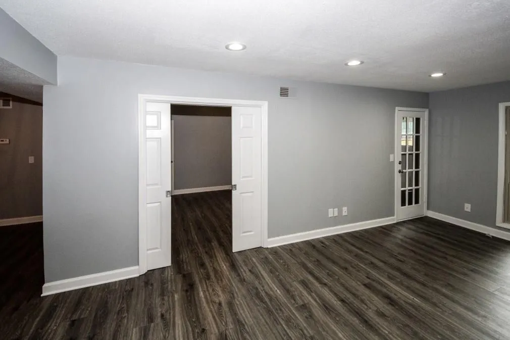 6851 Roswell Road Unit G-11, Sandy Springs, Georgia 30328, 3 Bedrooms Bedrooms, ,2 BathroomsBathrooms,Residential,Sold,6851 Roswell Road Unit G-11,6101707