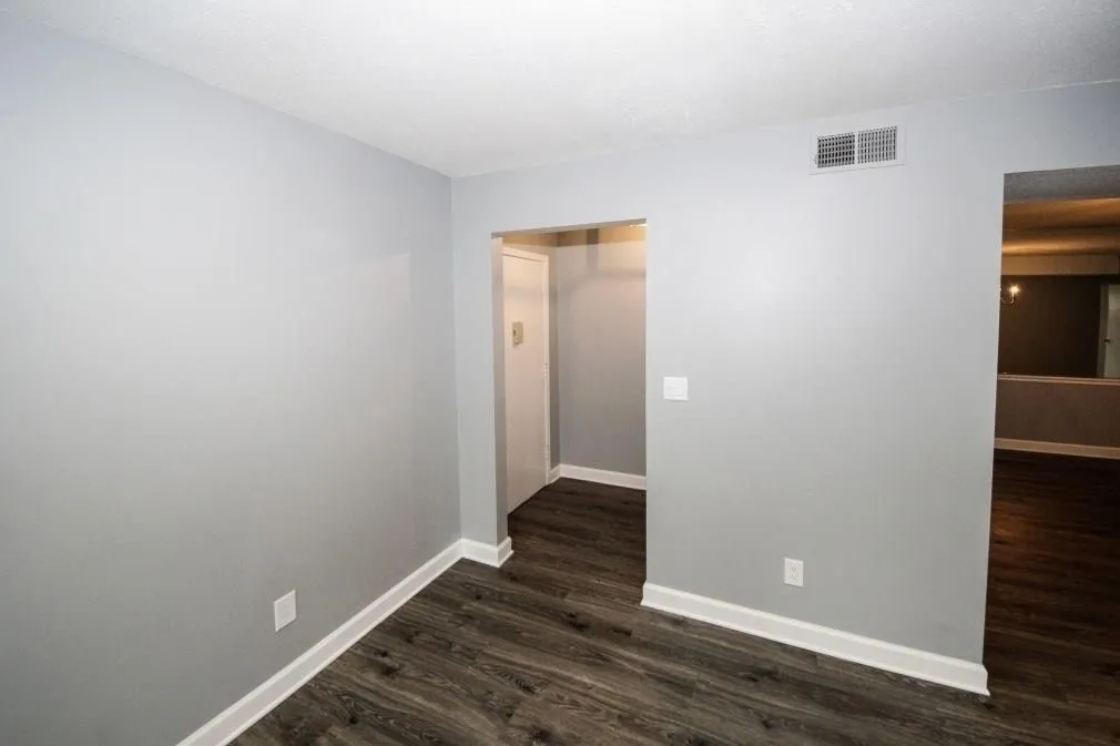 6851 Roswell Road Unit G-11, Sandy Springs, Georgia 30328, 3 Bedrooms Bedrooms, ,2 BathroomsBathrooms,Residential,Sold,6851 Roswell Road Unit G-11,6101707