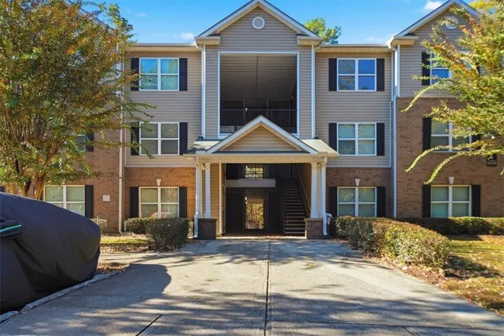 8201 Fairington Village Drives, Lithonia, Georgia 30038