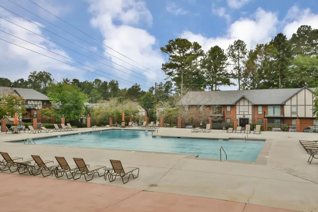6851 Roswell Road Unit F26, Atlanta, Georgia 30328, 2 Bedrooms Bedrooms, ,2 BathroomsBathrooms,Residential,Sold,6851 Roswell Road Unit F26,6729584