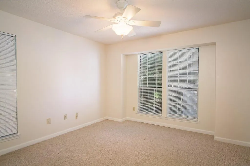 434 Granville Court, Atlanta, Georgia 30328, 2 Bedrooms Bedrooms, ,2 BathroomsBathrooms,Residential,Sold,434 Granville Court,6780358