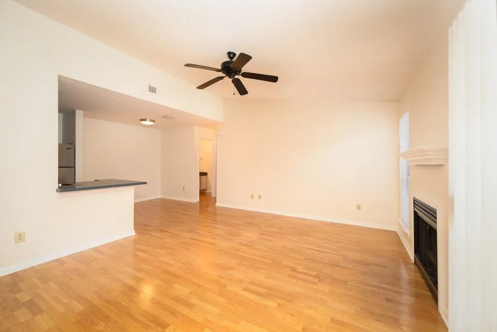 434 Granville Court, Atlanta, Georgia 30328, 2 Bedrooms Bedrooms, ,2 BathroomsBathrooms,Residential,Sold,434 Granville Court,6780358