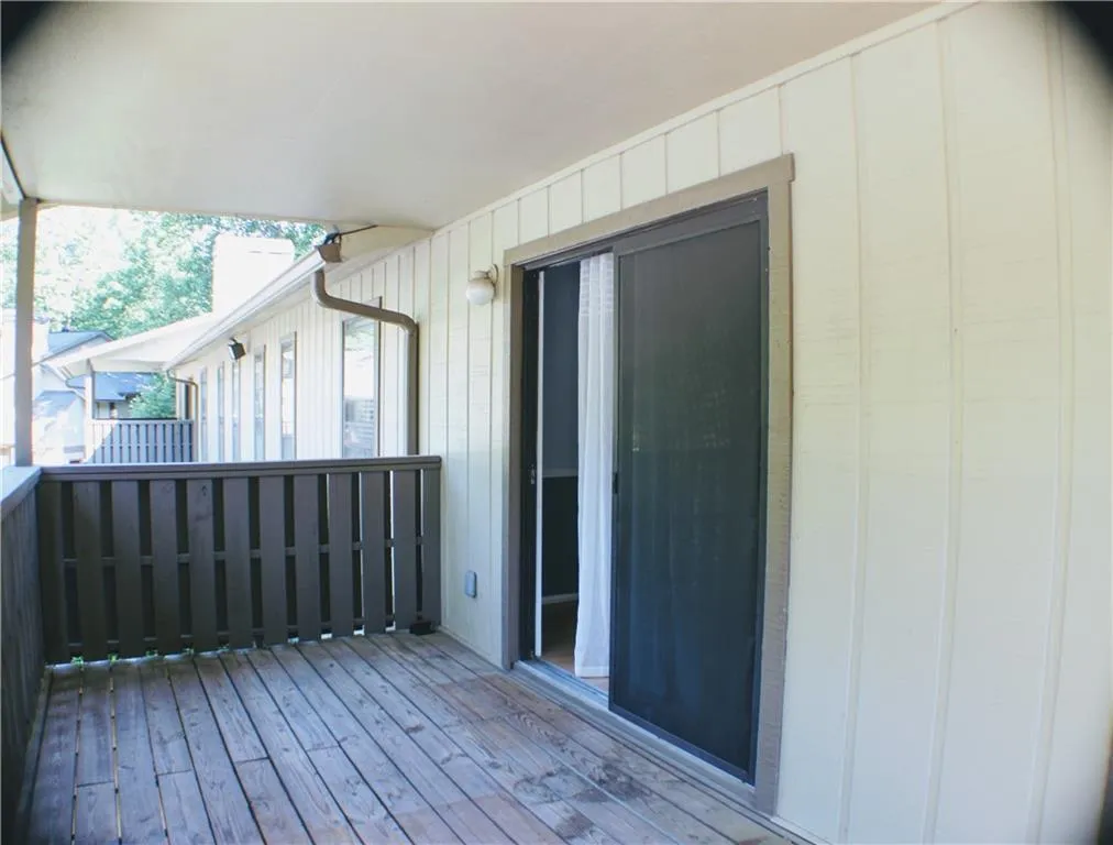 1206 Woodcliff Drive, Sandy Springs, Georgia 30350, 2 Bedrooms Bedrooms, ,2 BathroomsBathrooms,Residential,Sold,1206 Woodcliff Drive,6553938