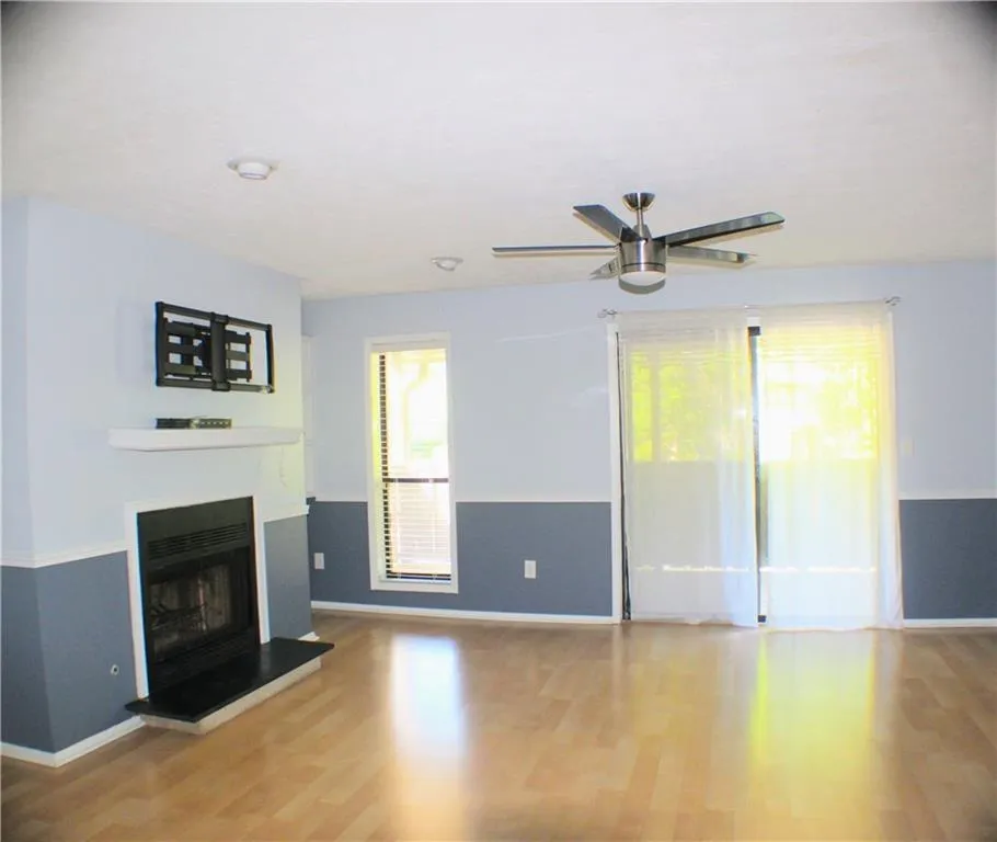 1206 Woodcliff Drive, Sandy Springs, Georgia 30350, 2 Bedrooms Bedrooms, ,2 BathroomsBathrooms,Residential,Sold,1206 Woodcliff Drive,6553938