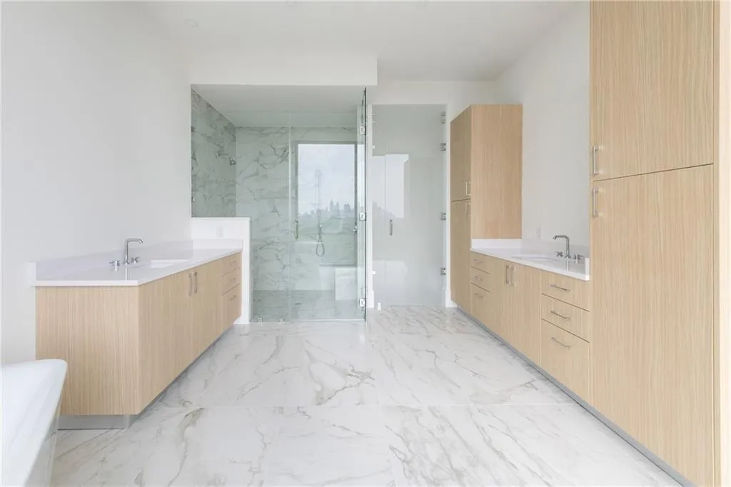 2425 Peachtree Road Ne Unit 1503, Atlanta, Georgia 30305, 3 Bedrooms Bedrooms, ,3 BathroomsBathrooms,Residential,For Sale,2425 Peachtree Road Ne Unit 1503,7587044