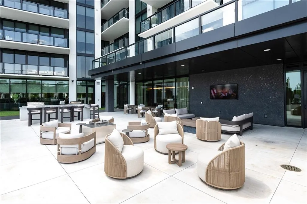 Common area outdoor patio by the pool