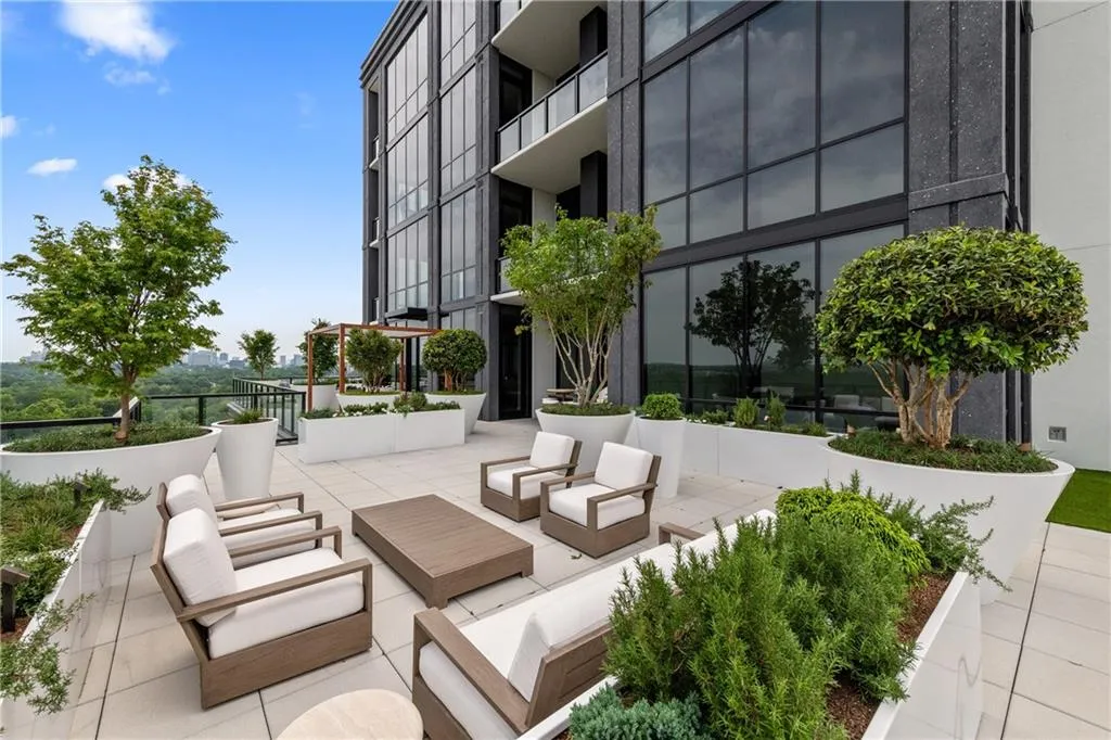 More outdoor seating on the terrace