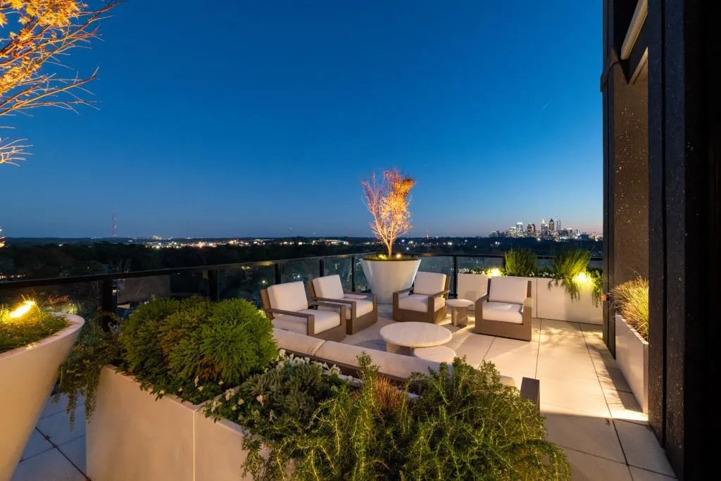2425 Peachtree Road Ne Unit 1503, Atlanta, Georgia 30305, 3 Bedrooms Bedrooms, ,3 BathroomsBathrooms,Residential,For Sale,2425 Peachtree Road Ne Unit 1503,7587044