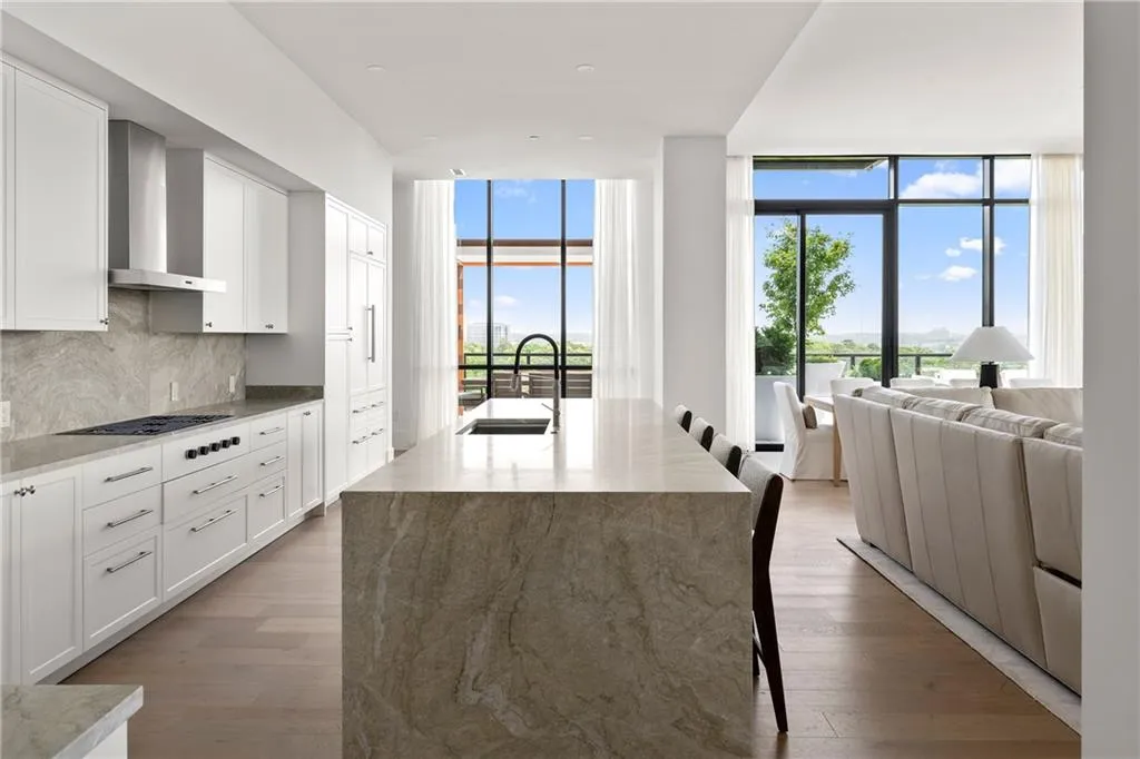 2425 Peachtree Road Ne Unit 1503, Atlanta, Georgia 30305, 3 Bedrooms Bedrooms, ,3 BathroomsBathrooms,Residential,For Sale,2425 Peachtree Road Ne Unit 1503,7587044