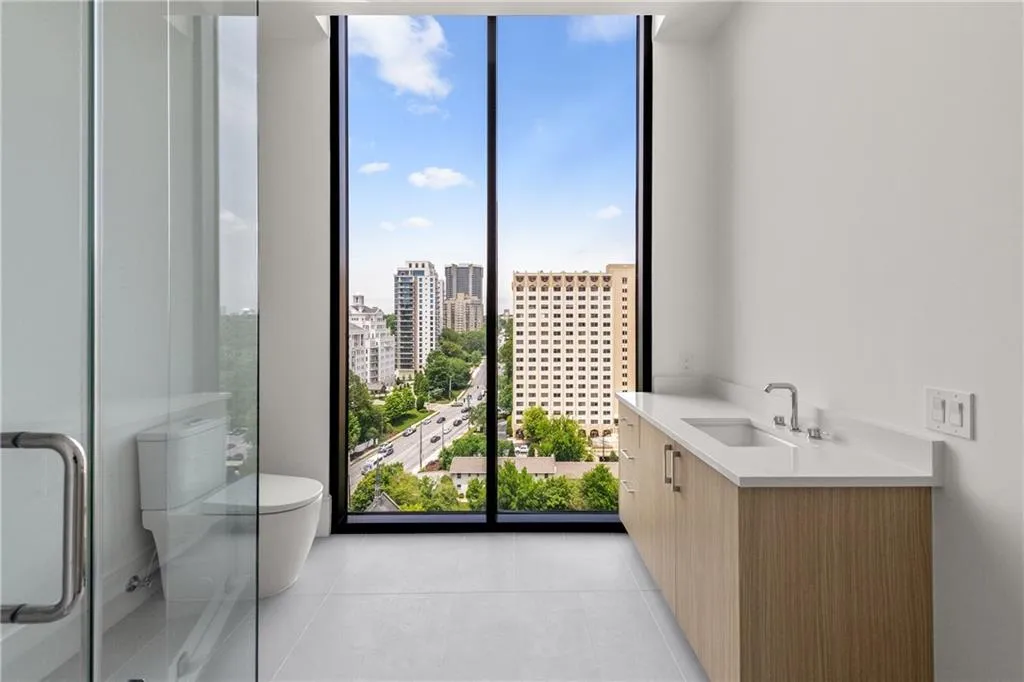 Guest bedroom bath