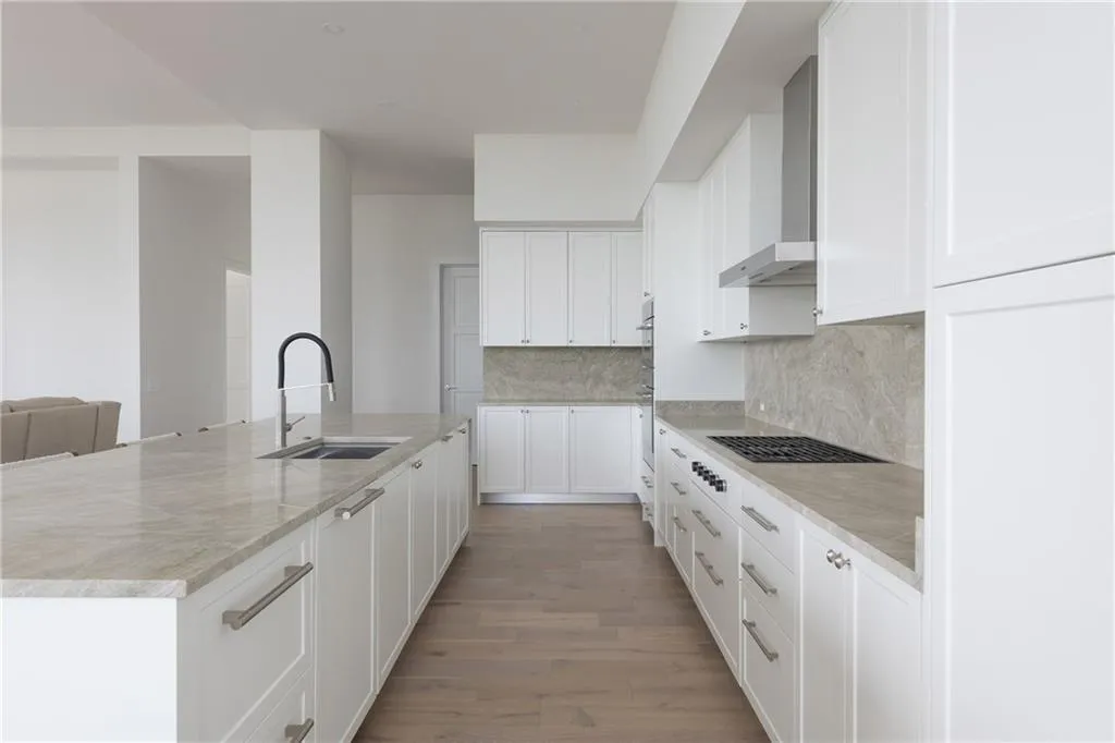 2425 Peachtree Road Ne Unit 1503, Atlanta, Georgia 30305, 3 Bedrooms Bedrooms, ,3 BathroomsBathrooms,Residential,For Sale,2425 Peachtree Road Ne Unit 1503,7587044