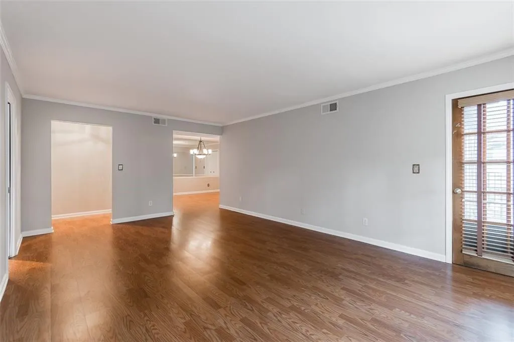 6851 Roswell Road Unit H23, Sandy Springs, Georgia 30328, 4 Bedrooms Bedrooms, ,2 BathroomsBathrooms,Residential,Sold,6851 Roswell Road Unit H23,7218774