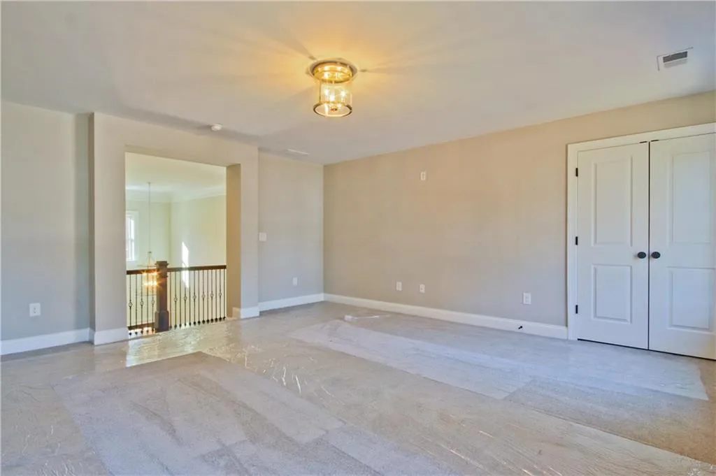 6335 Long Island Drive, Sandy Springs, Georgia 30328, 5 Bedrooms Bedrooms, ,4 BathroomsBathrooms,Residential,Sold,6335 Long Island Drive,5631161