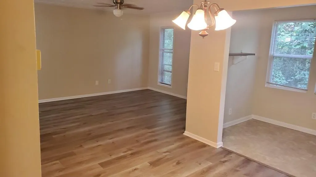 5157 Roswell Road Unit 2, Sandy Springs, Georgia 30342, 1 Bedroom Bedrooms, ,1 BathroomBathrooms,Residential,Sold,5157 Roswell Road Unit 2,6781755