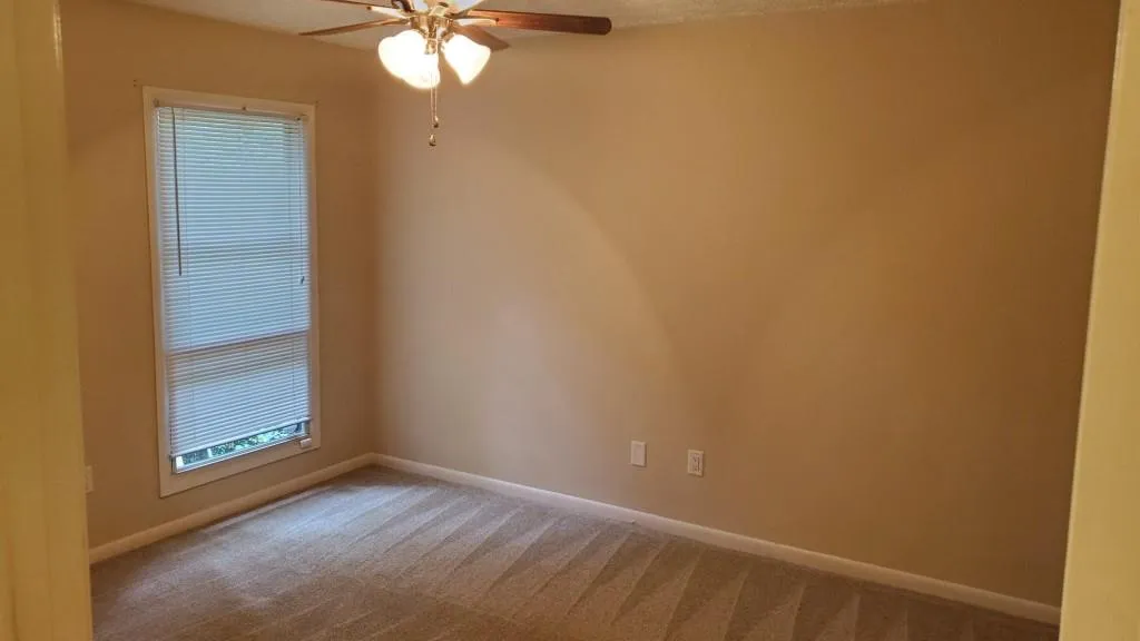 5157 Roswell Road Unit 2, Sandy Springs, Georgia 30342, 1 Bedroom Bedrooms, ,1 BathroomBathrooms,Residential,Sold,5157 Roswell Road Unit 2,6781755