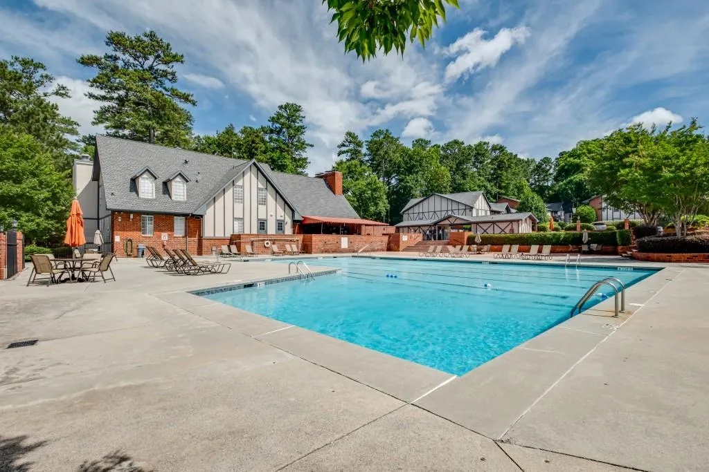 6851 Roswell Road Unit A23, Atlanta, Georgia 30328, 2 Bedrooms Bedrooms, ,2 BathroomsBathrooms,Residential,Sold,6851 Roswell Road Unit A23,6969726