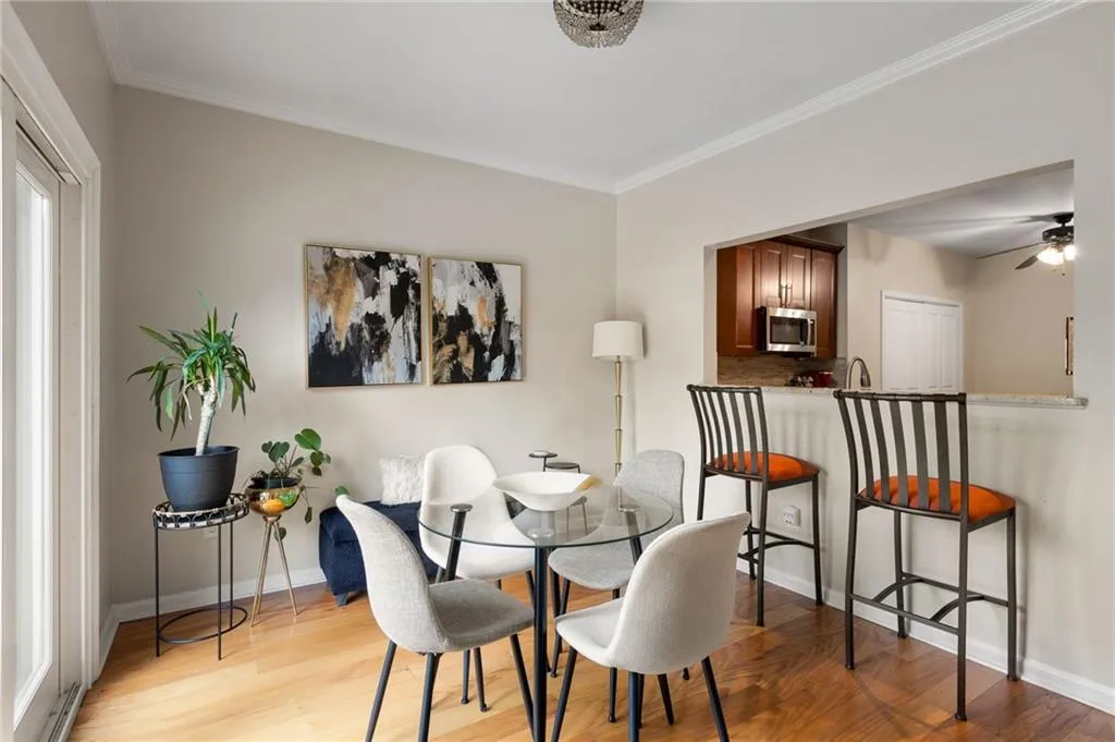 67 25th Street Nw Unit 5, Atlanta, Georgia 30309, 2 Bedrooms Bedrooms, ,2 BathroomsBathrooms,Residential,For Sale,67 25th Street Nw Unit 5,7552935