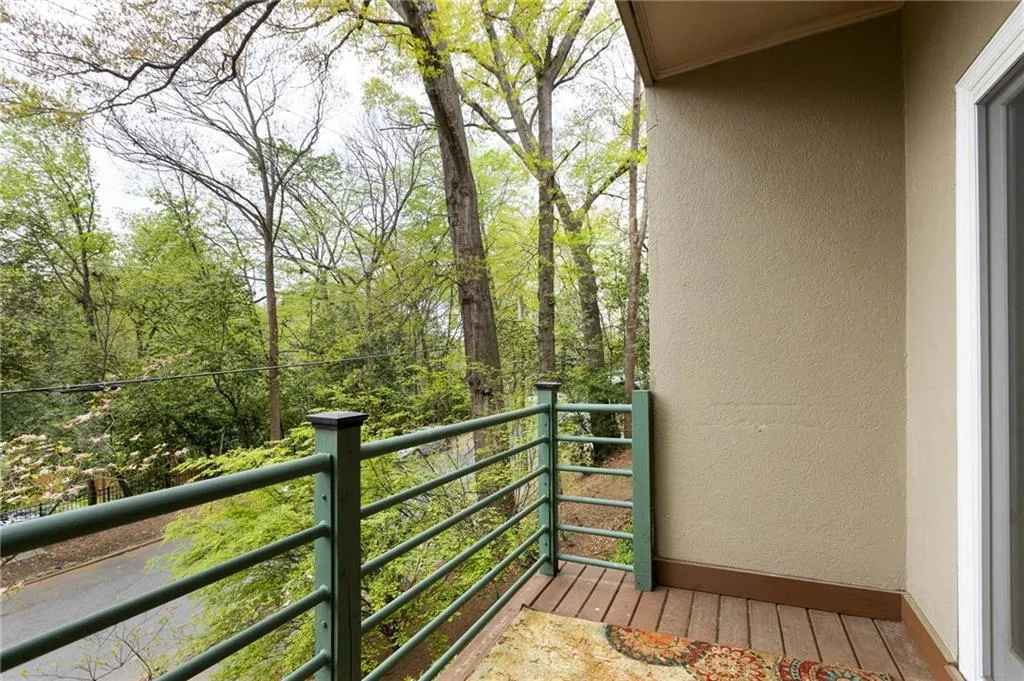 67 25th Street Nw Unit 5, Atlanta, Georgia 30309, 2 Bedrooms Bedrooms, ,2 BathroomsBathrooms,Residential,For Sale,67 25th Street Nw Unit 5,7552935