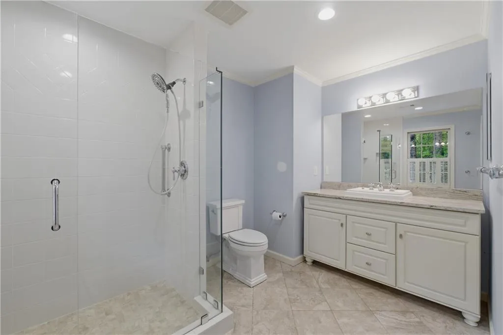 Updated primary bath!