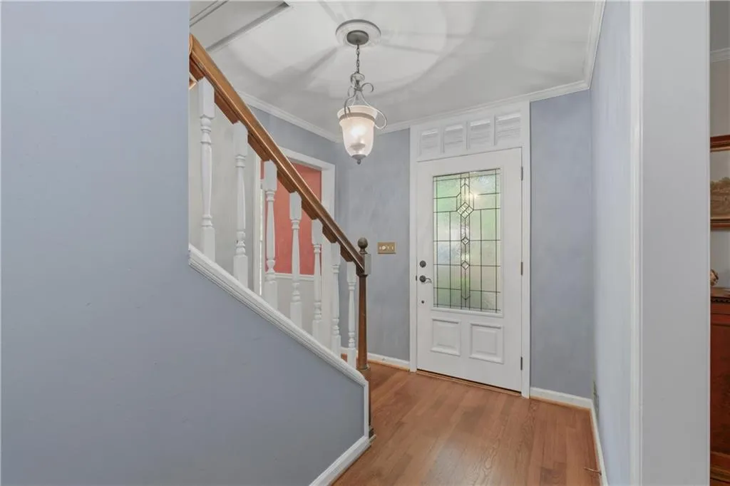 Entrance foyer with leaded glass door!