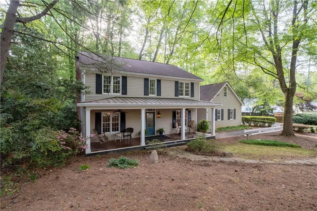 7245 Dunhill Terrace, Atlanta, Georgia 30328, 8 Bedrooms Bedrooms, ,4 BathroomsBathrooms,Residential,For Sale,7245 Dunhill Terrace,7760934