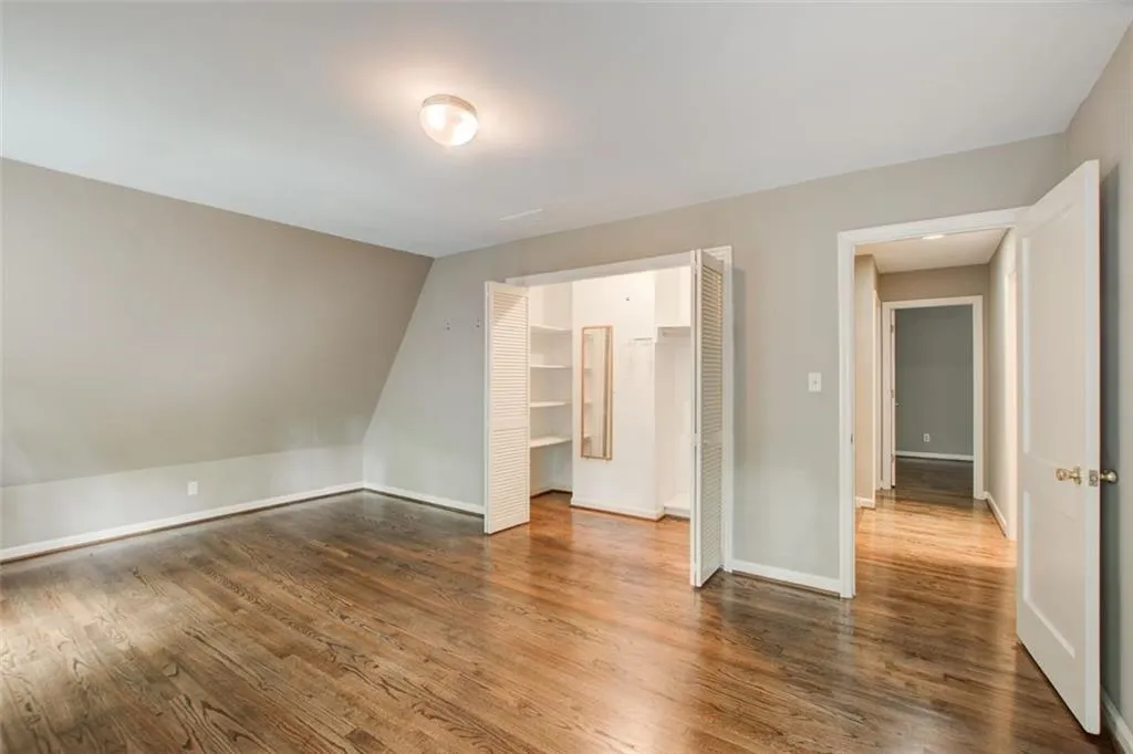 315 Thornwood Drive, Sandy Springs, Georgia 30328, 3 Bedrooms Bedrooms, ,2 BathroomsBathrooms,Residential,Sold,315 Thornwood Drive,7279365