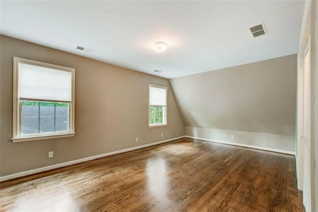 315 Thornwood Drive, Sandy Springs, Georgia 30328, 3 Bedrooms Bedrooms, ,2 BathroomsBathrooms,Residential,Sold,315 Thornwood Drive,7279365