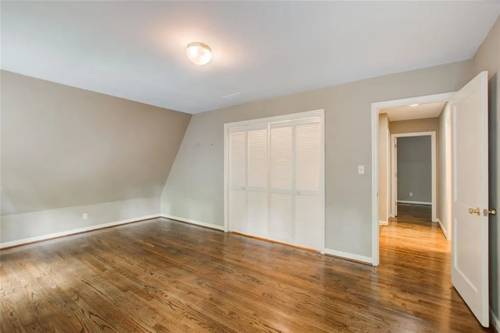 315 Thornwood Drive, Sandy Springs, Georgia 30328, 3 Bedrooms Bedrooms, ,2 BathroomsBathrooms,Residential,Sold,315 Thornwood Drive,7279365