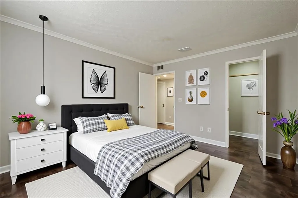 Virtual Staging