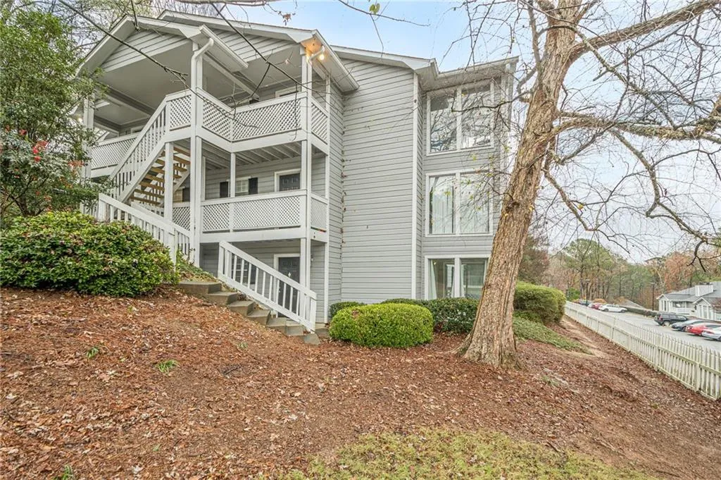 1106 Natchez Trace, Atlanta, Georgia 30350, 2 Bedrooms Bedrooms, ,1 BathroomBathrooms,Residential,For Sale,1106 Natchez Trace,7686893