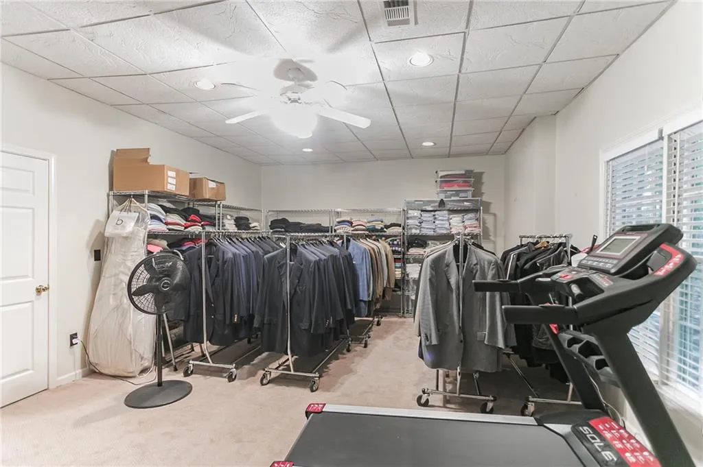 8250 Grogans Ferry Road, Atlanta, Georgia 30350, 5 Bedrooms Bedrooms, ,5 BathroomsBathrooms,Residential,Sold,8250 Grogans Ferry Road,6956589