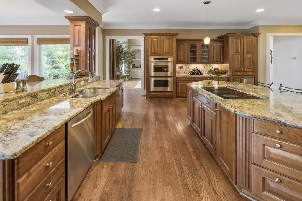 435 Verdi Lane, Sandy Springs, Georgia 30350, 8 Bedrooms Bedrooms, ,7 BathroomsBathrooms,Residential,Sold,435 Verdi Lane,6803972