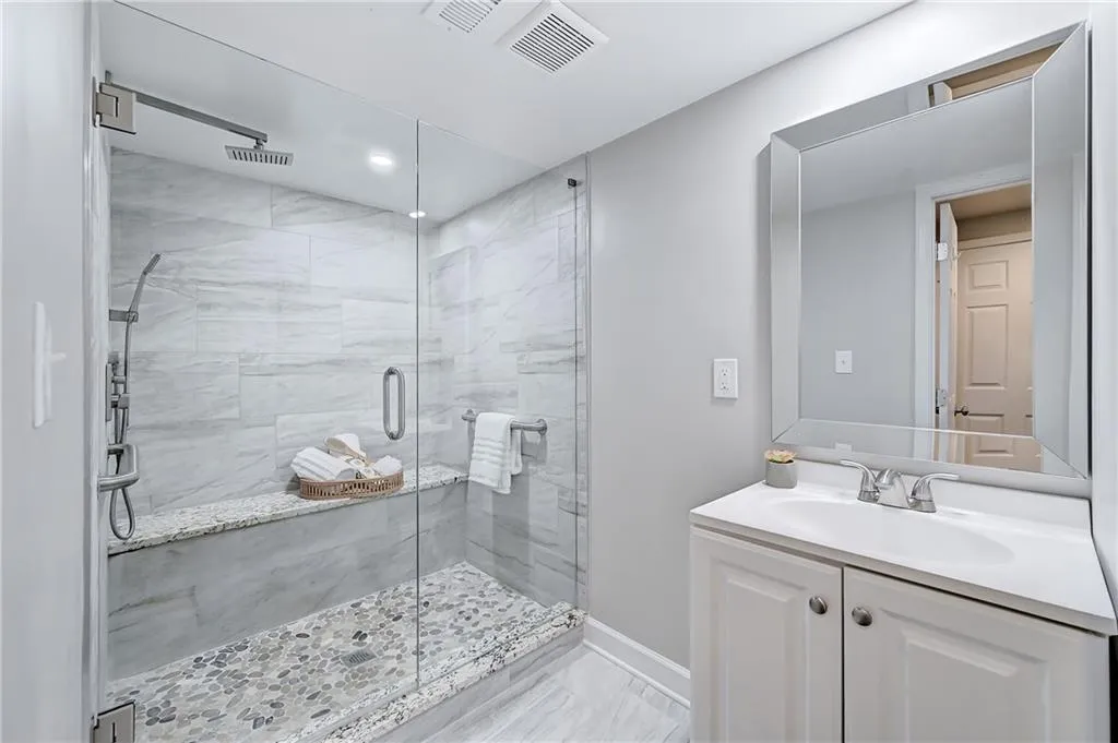 385 Spindle Court, Sandy Springs, Georgia 30350, 5 Bedrooms Bedrooms, ,4 BathroomsBathrooms,Residential,Sold,385 Spindle Court,7181436