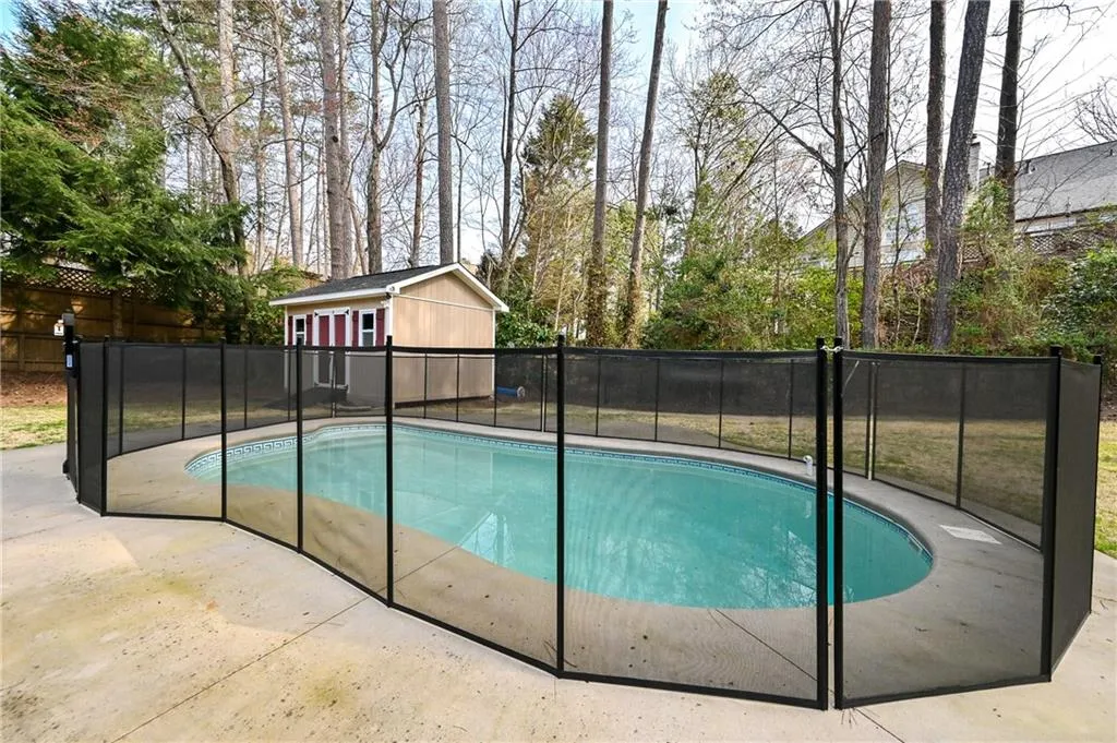 385 Spindle Court, Sandy Springs, Georgia 30350, 5 Bedrooms Bedrooms, ,4 BathroomsBathrooms,Residential,Sold,385 Spindle Court,7181436