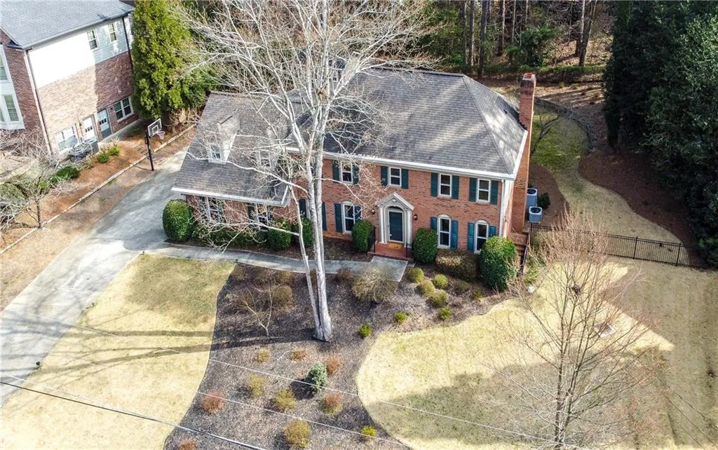 385 Spindle Court, Sandy Springs, Georgia 30350, 5 Bedrooms Bedrooms, ,4 BathroomsBathrooms,Residential,Sold,385 Spindle Court,7181436