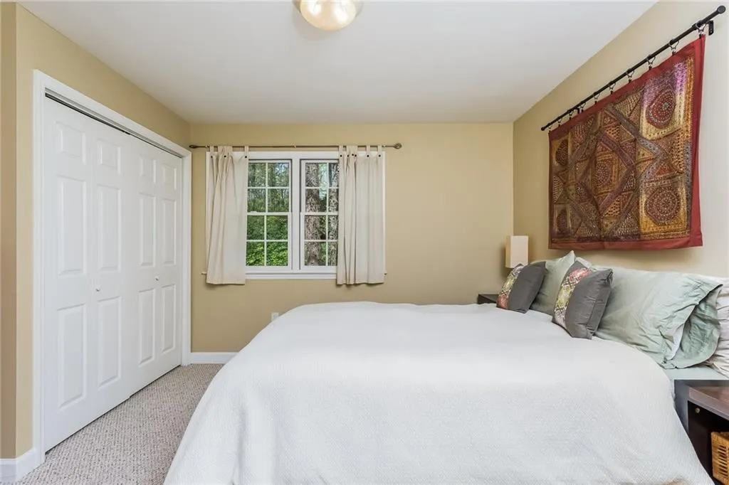 340 Westerhall Court, Sandy Springs, Georgia 30328, 5 Bedrooms Bedrooms, ,3 BathroomsBathrooms,Residential,Sold,340 Westerhall Court,5674137