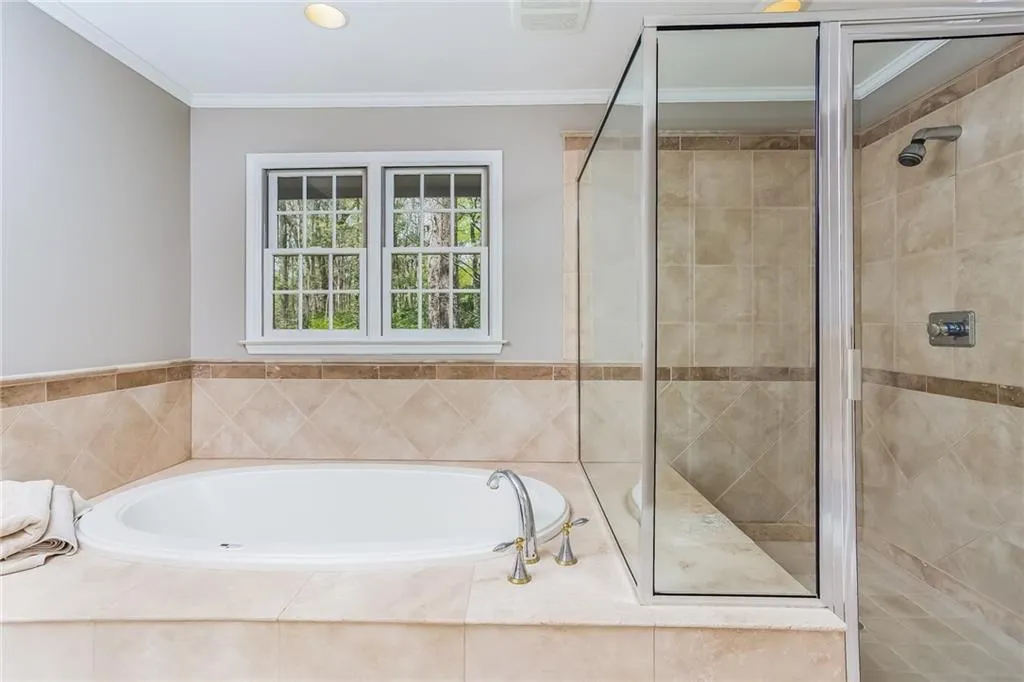 340 Westerhall Court, Sandy Springs, Georgia 30328, 5 Bedrooms Bedrooms, ,3 BathroomsBathrooms,Residential,Sold,340 Westerhall Court,5674137