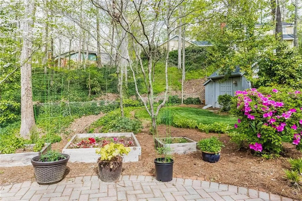 340 Westerhall Court, Sandy Springs, Georgia 30328, 5 Bedrooms Bedrooms, ,3 BathroomsBathrooms,Residential,Sold,340 Westerhall Court,5674137