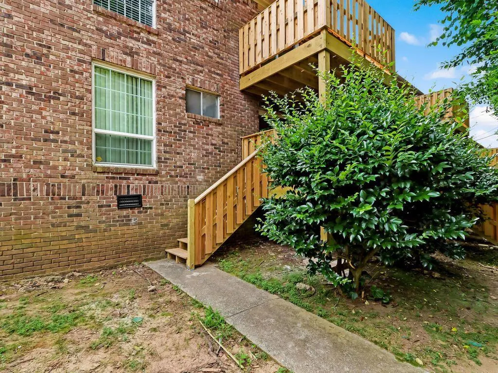 5647 Kingsport Drive, Atlanta, Georgia 30342, 2 Bedrooms Bedrooms, ,1 BathroomBathrooms,Residential,Sold,5647 Kingsport Drive,7074515