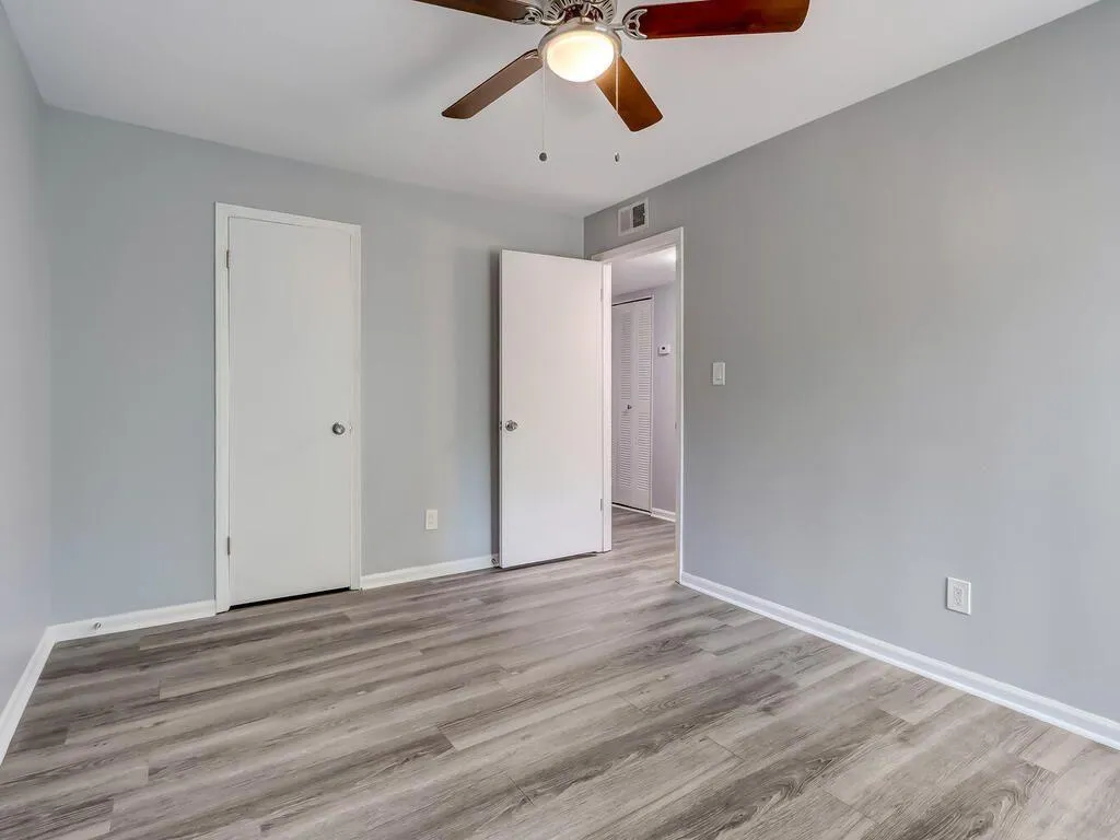 5647 Kingsport Drive, Atlanta, Georgia 30342, 2 Bedrooms Bedrooms, ,1 BathroomBathrooms,Residential,Sold,5647 Kingsport Drive,7074515