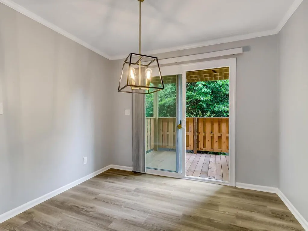 5647 Kingsport Drive, Atlanta, Georgia 30342, 2 Bedrooms Bedrooms, ,1 BathroomBathrooms,Residential,Sold,5647 Kingsport Drive,7074515