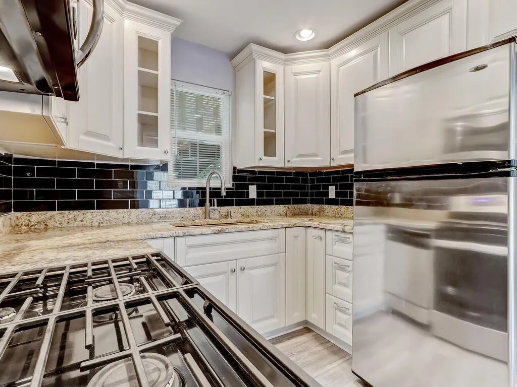5647 Kingsport Drive, Atlanta, Georgia 30342, 2 Bedrooms Bedrooms, ,1 BathroomBathrooms,Residential,Sold,5647 Kingsport Drive,7074515