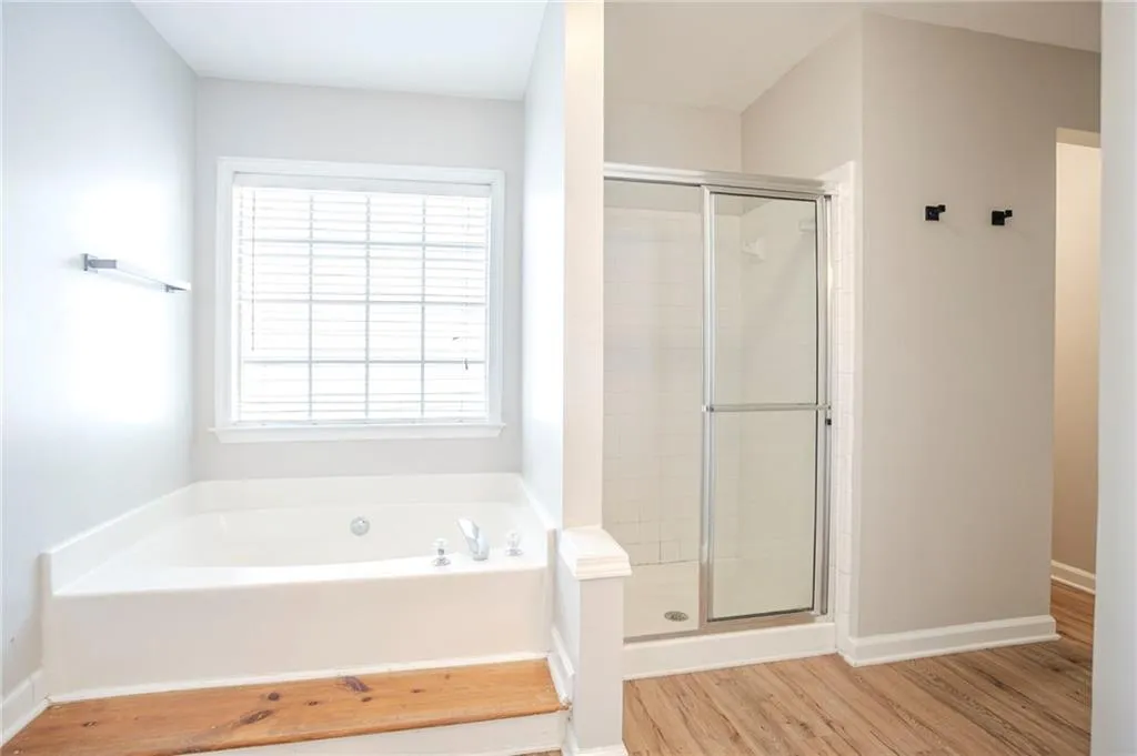 2576 Alvecot Circle Se, Atlanta, Georgia 30339, 3 Bedrooms Bedrooms, ,2 BathroomsBathrooms,Residential,For Sale,2576 Alvecot Circle Se,7621649