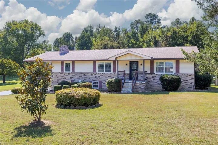 63 Sunset Drive, Ringgold, Georgia 30736