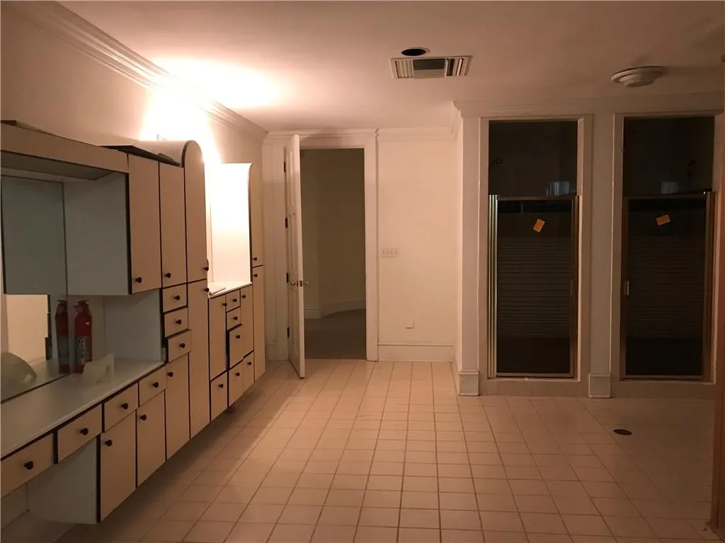 305 Wilderlake Court, Sandy Springs, Georgia 30328, 8 Bedrooms Bedrooms, ,6 BathroomsBathrooms,Residential,Sold,305 Wilderlake Court,6673773