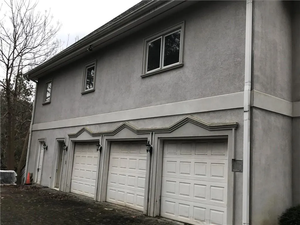 305 Wilderlake Court, Sandy Springs, Georgia 30328, 8 Bedrooms Bedrooms, ,6 BathroomsBathrooms,Residential,Sold,305 Wilderlake Court,6673773