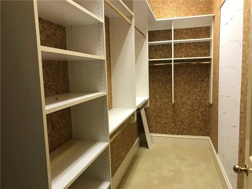 305 Wilderlake Court, Sandy Springs, Georgia 30328, 8 Bedrooms Bedrooms, ,6 BathroomsBathrooms,Residential,Sold,305 Wilderlake Court,6673773